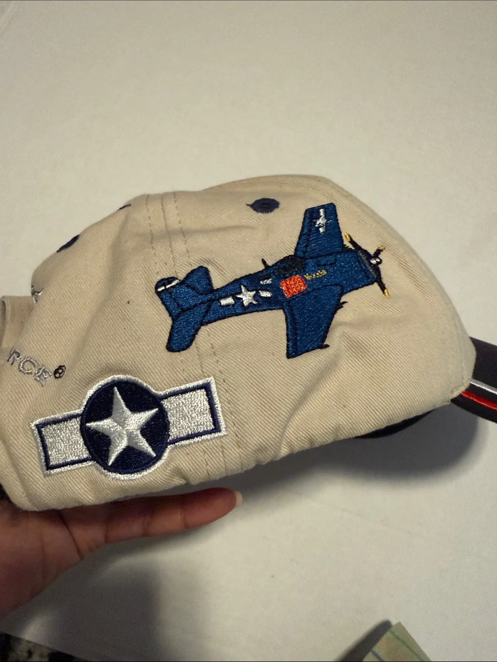 Flying War Cats Embroidered Two-Tone Baseball Cap - Beige & Navy